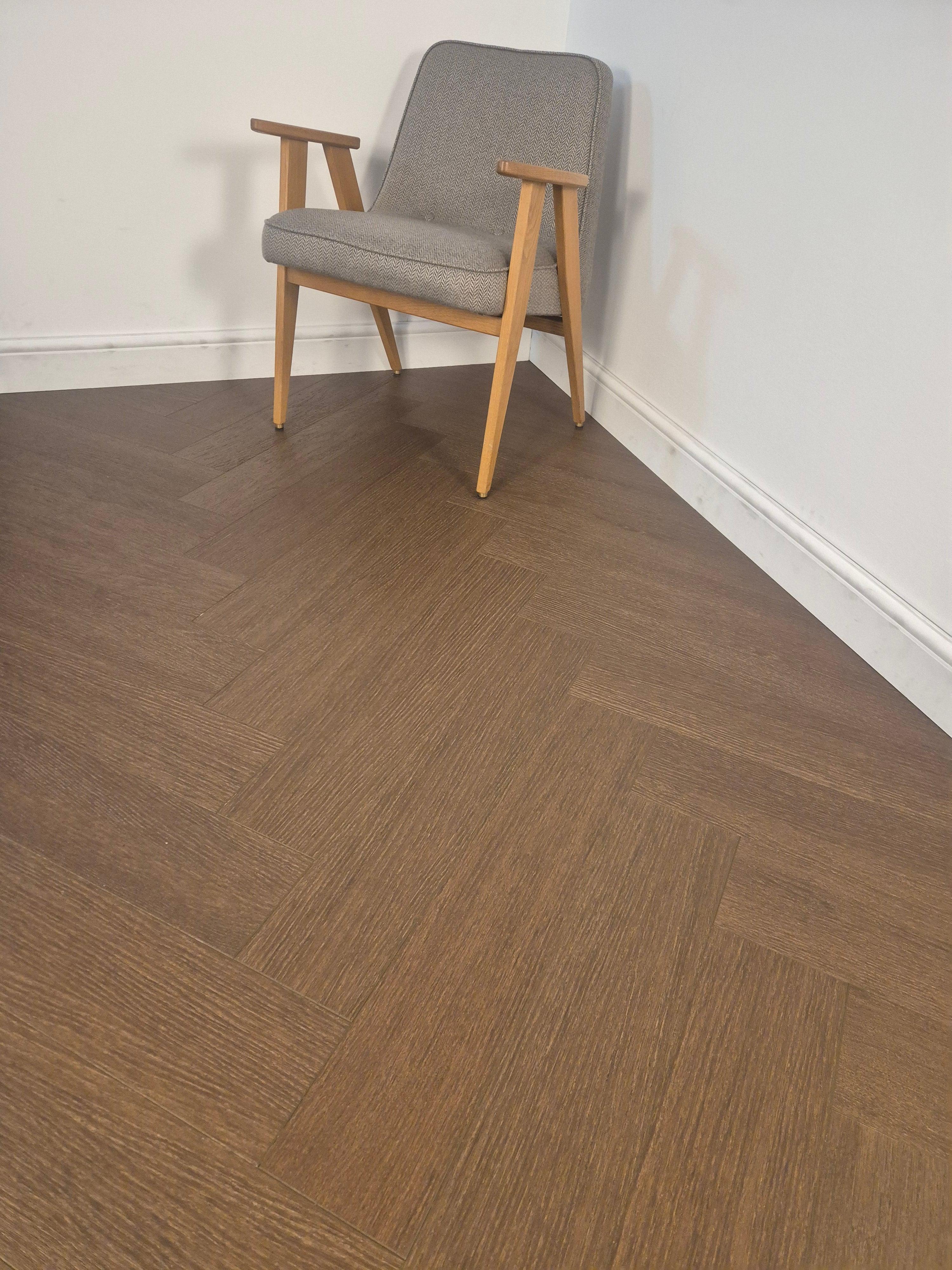 V4 Wood Flooring New Brown Veneered Herringbone (Left), 146mm x 10.4mm x 730mm Image